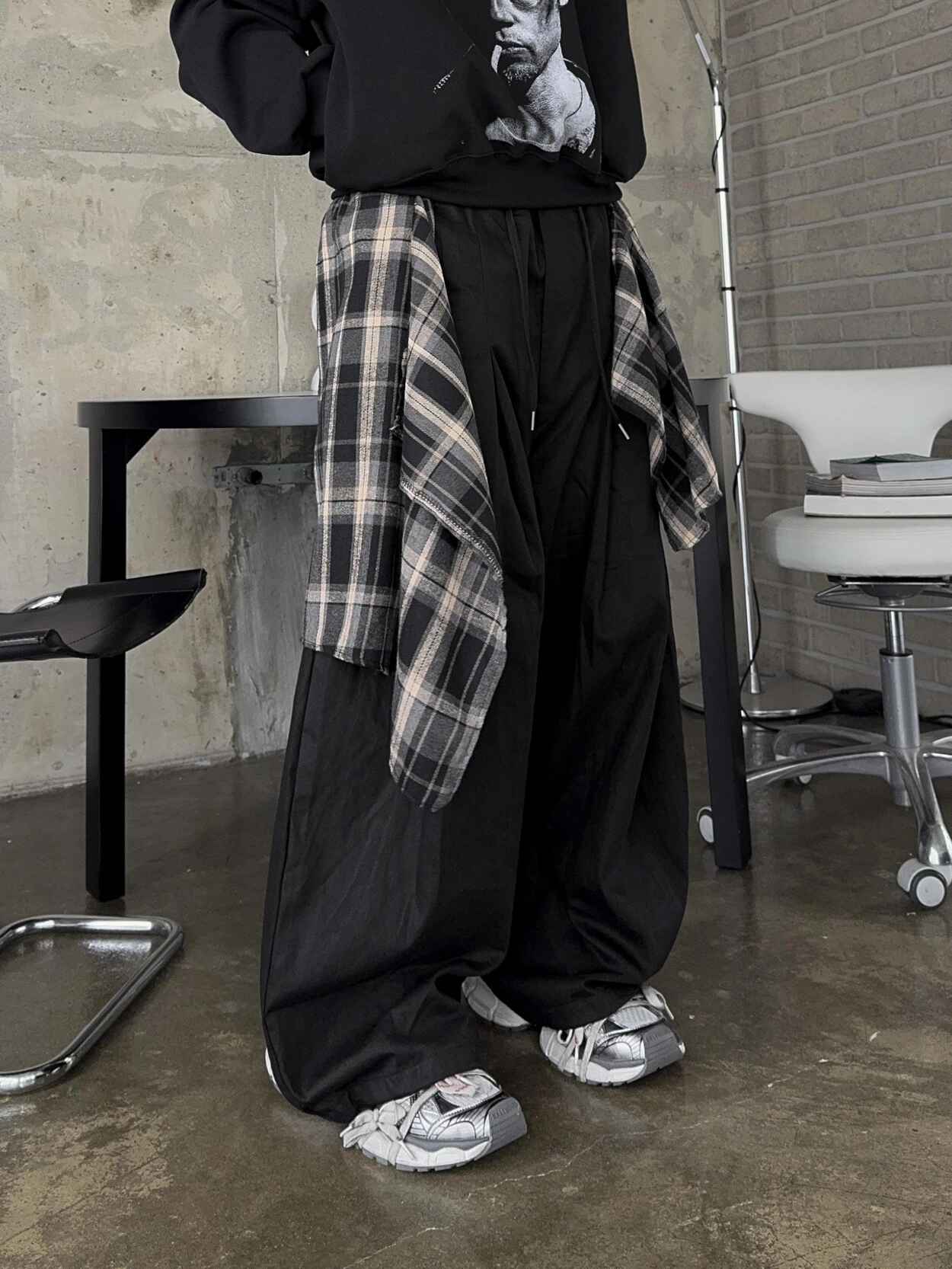 格紋層次 打摺 寬版 棉質 長褲 / 2色 - WHATEVER STUDIO