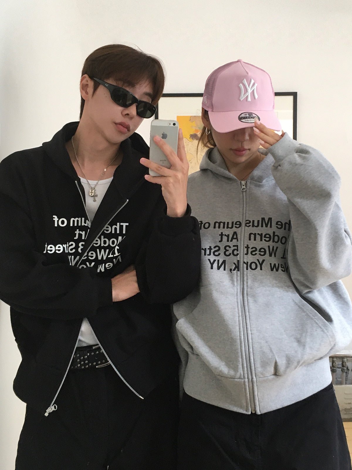 藝術 字母 印花 寬鬆 短版 連帽外套 / 2色 - WHATEVER