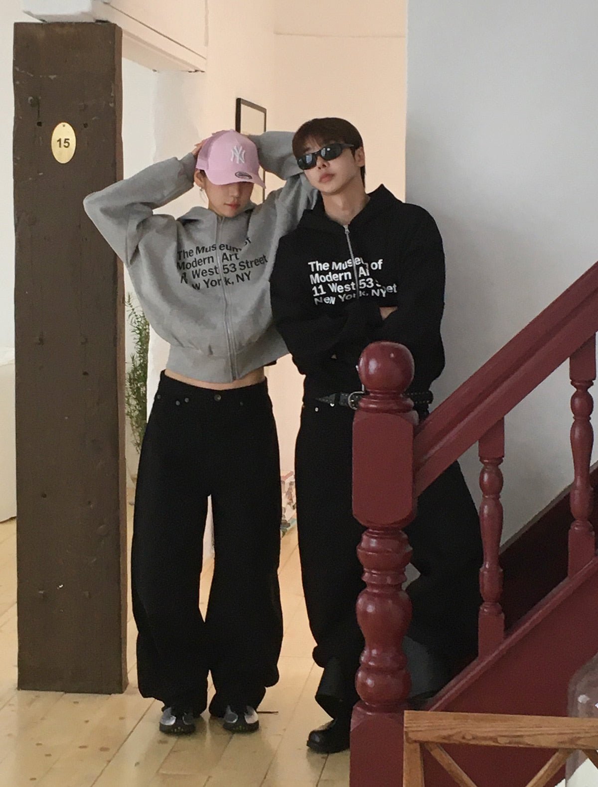 藝術 字母 印花 寬鬆 短版 連帽外套 / 2色 - WHATEVER