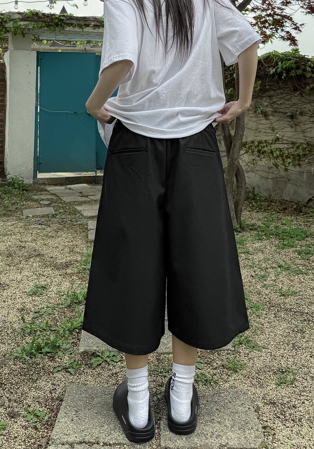 打褶 五分 百慕達 西裝 短褲 / 2色 - WHATEVER