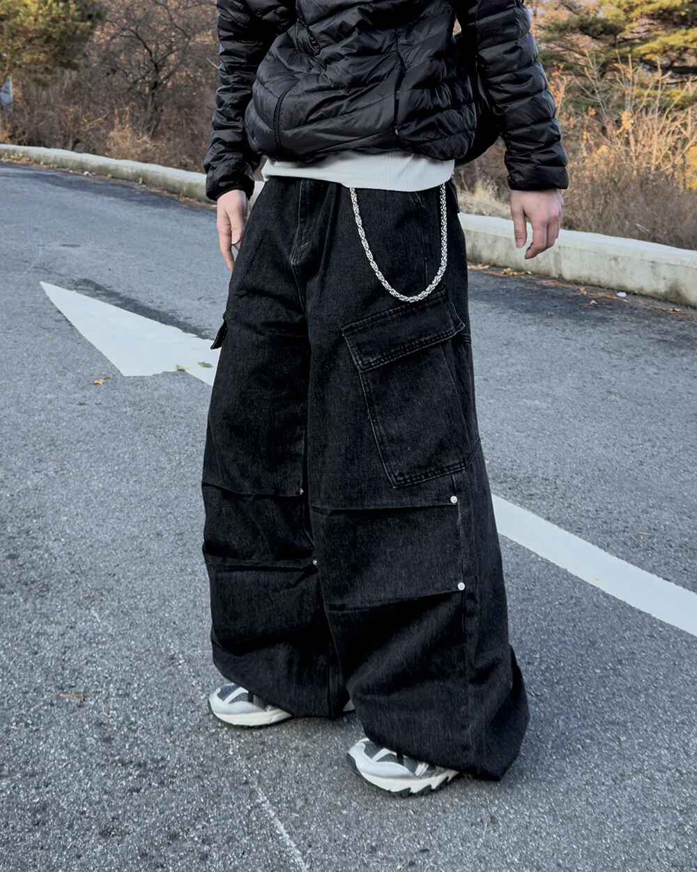 鉚釘 工裝 壓釦 分割剪裁 牛仔褲 / 2色