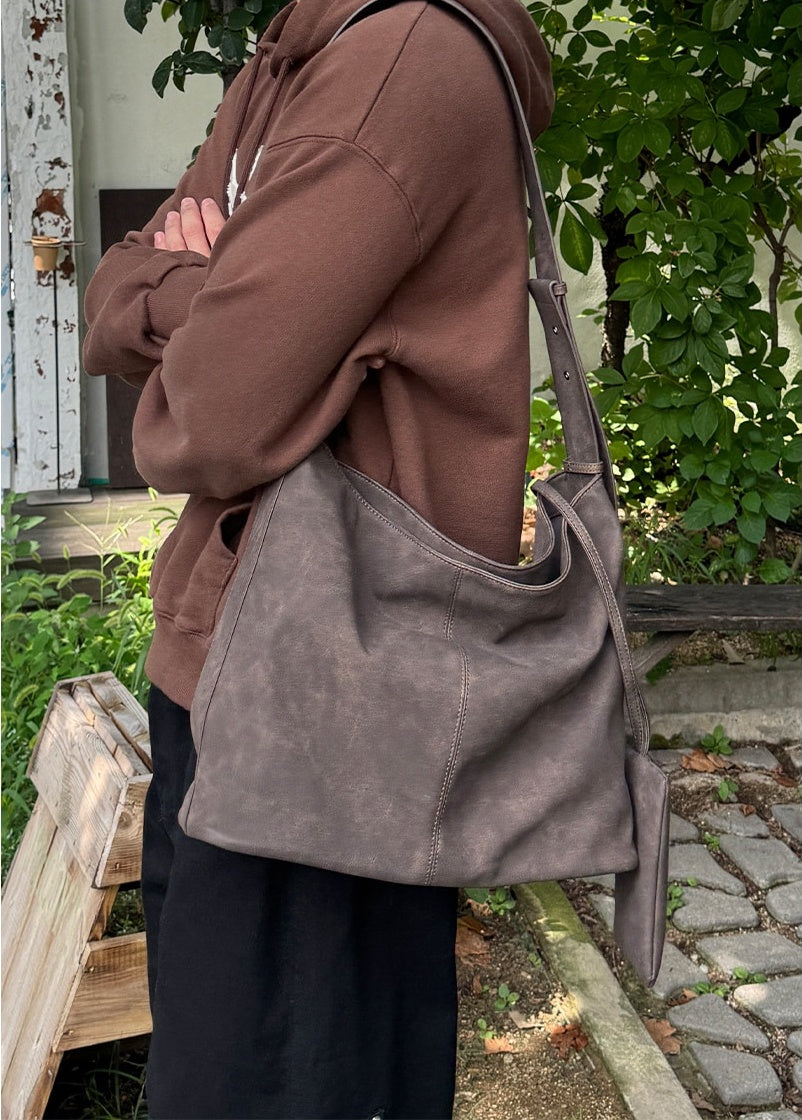 仿舊 質感 磁吸 皮革 寬背帶 斜背包 / 3色