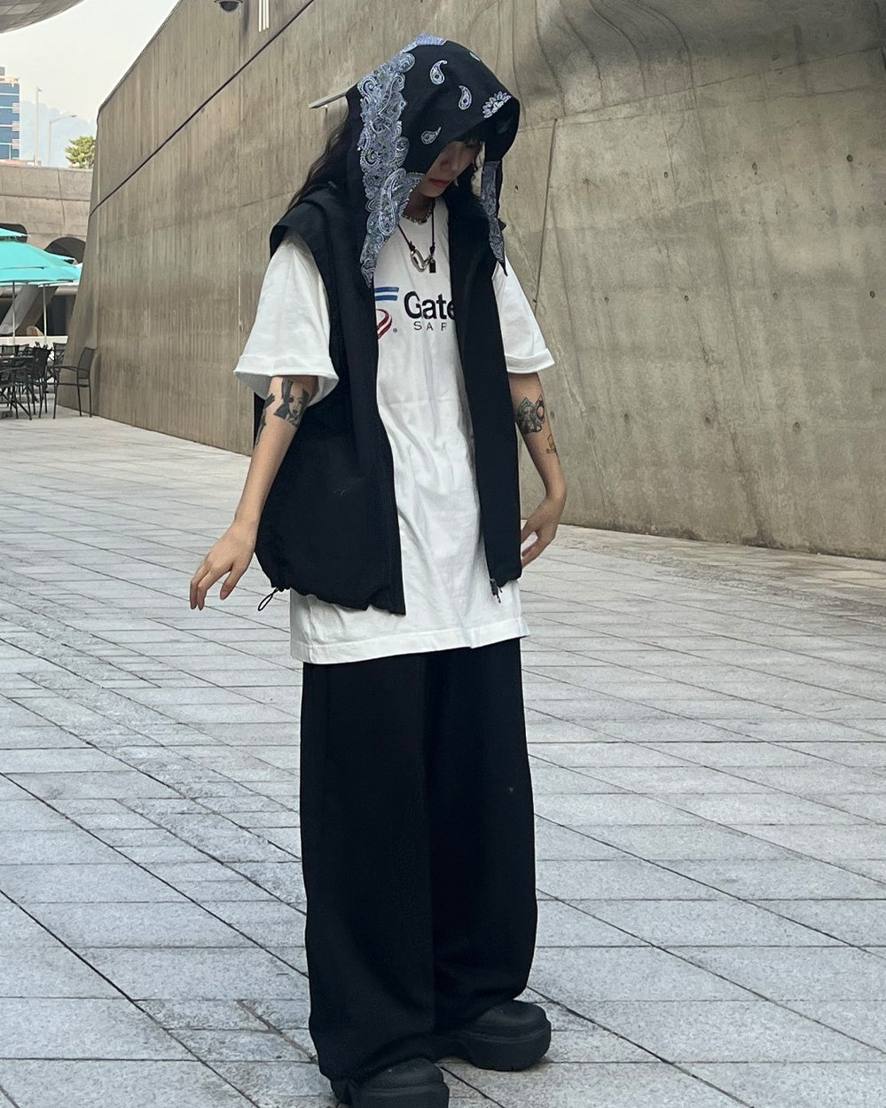 機能 尼龍 防潑水 霧面 連帽 工裝 背心 / 2色