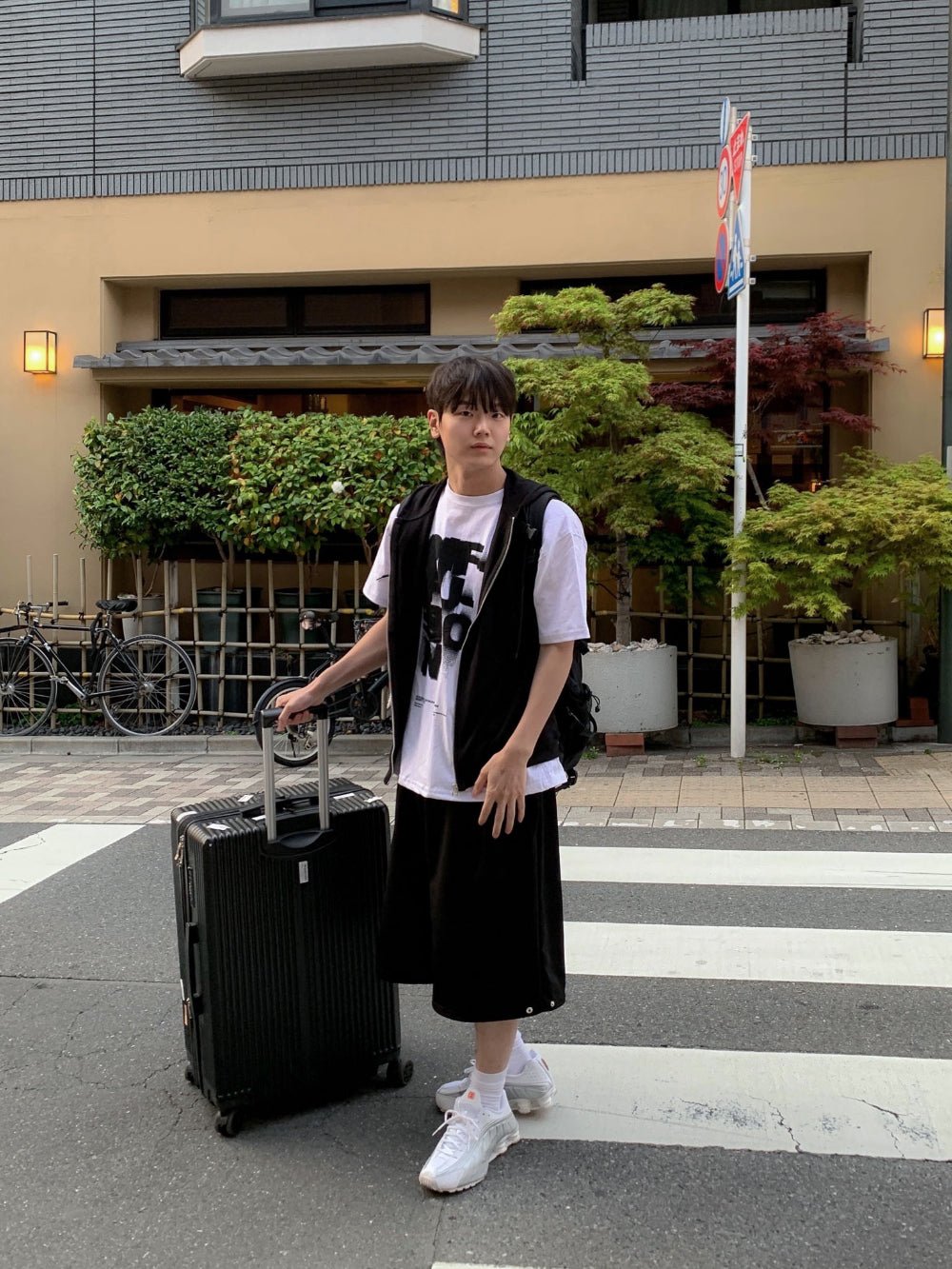 簡約 層次 棉質 無袖 拉鍊 連帽 背心 / 3色 - WHATEVER STUDIO