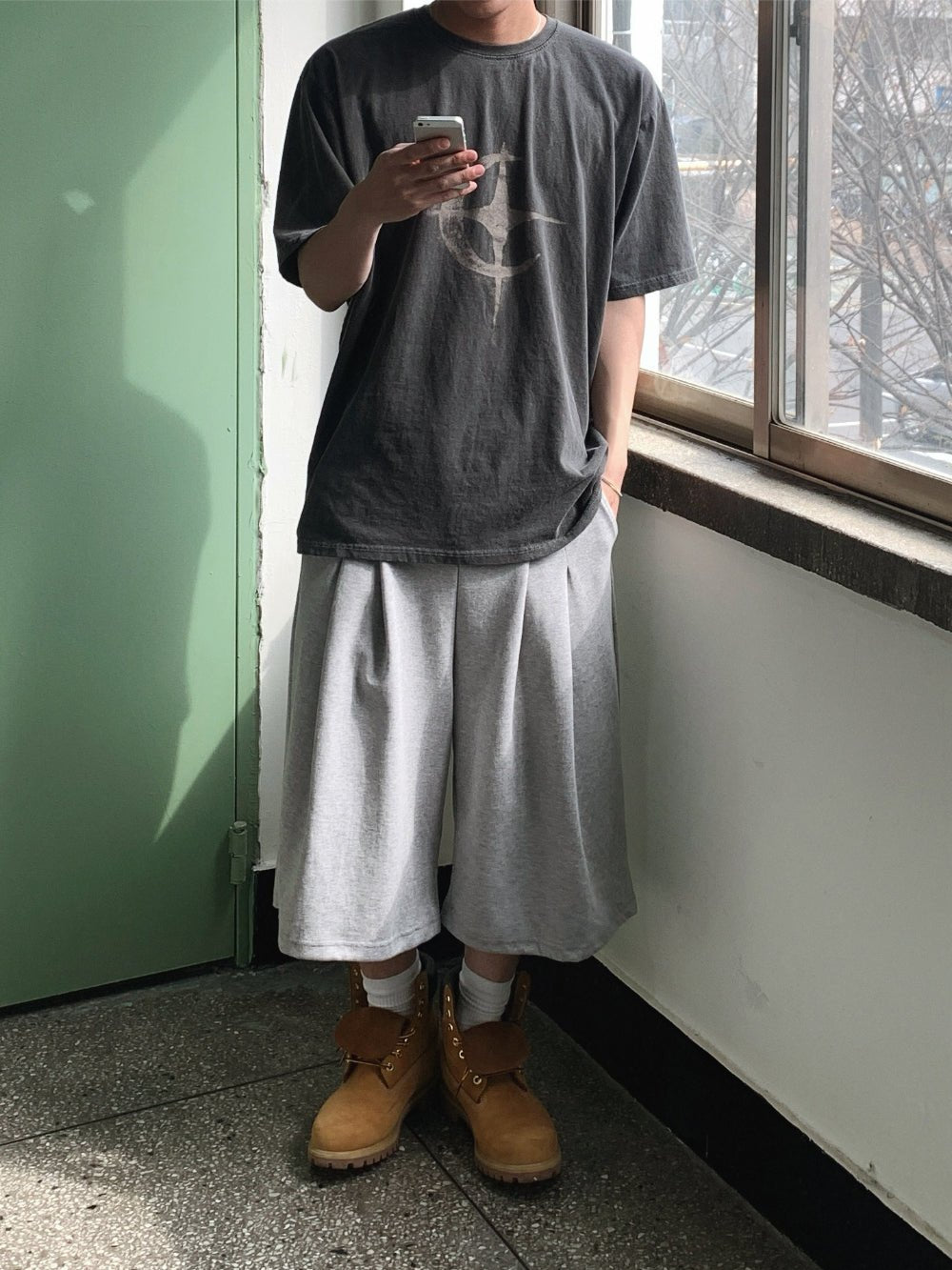 雙打摺 膝下 七分 百慕達 棉質 短褲 / 4色 - WHATEVER