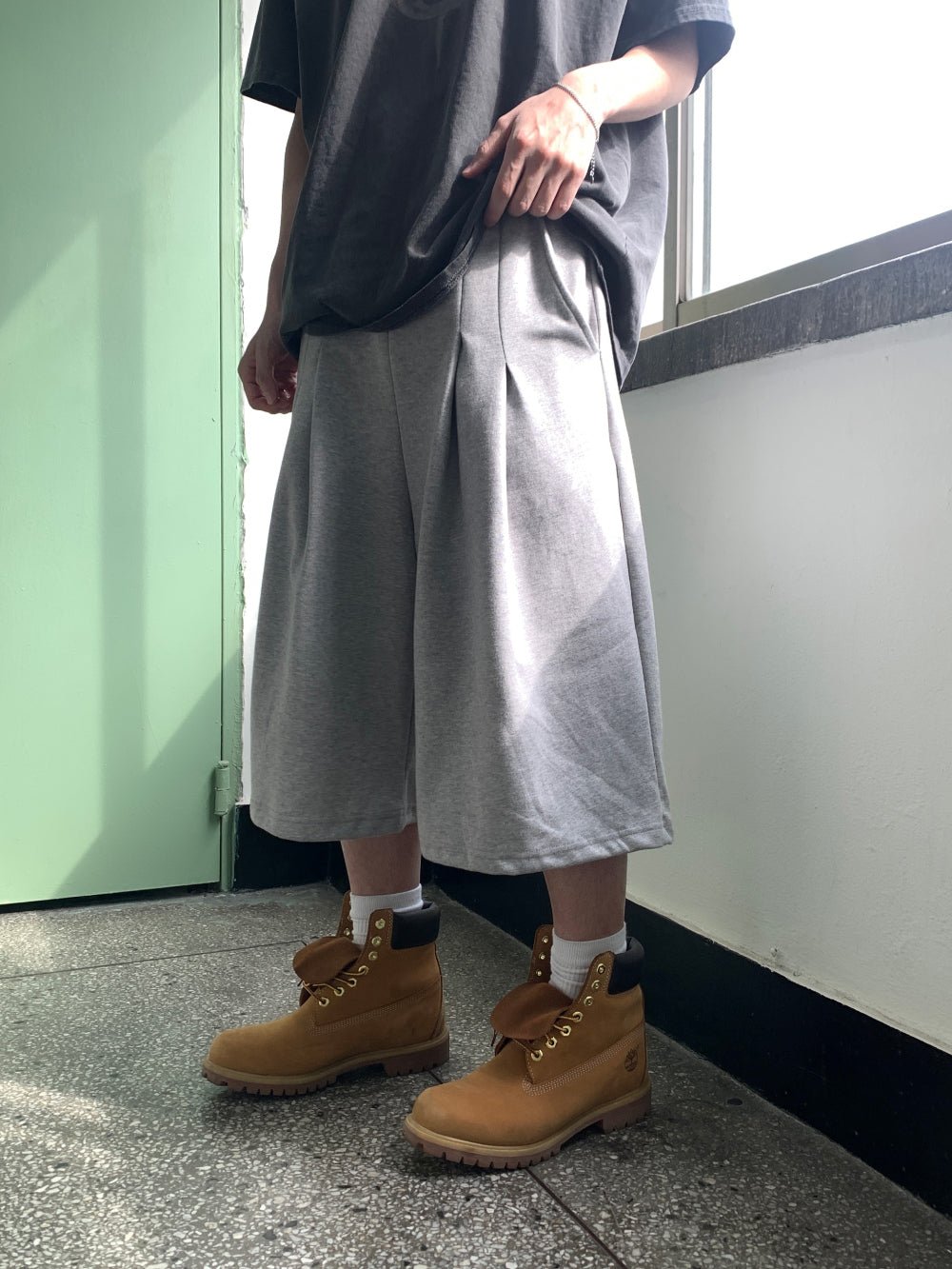 雙打摺 膝下 七分 百慕達 棉質 短褲 / 4色 - WHATEVER