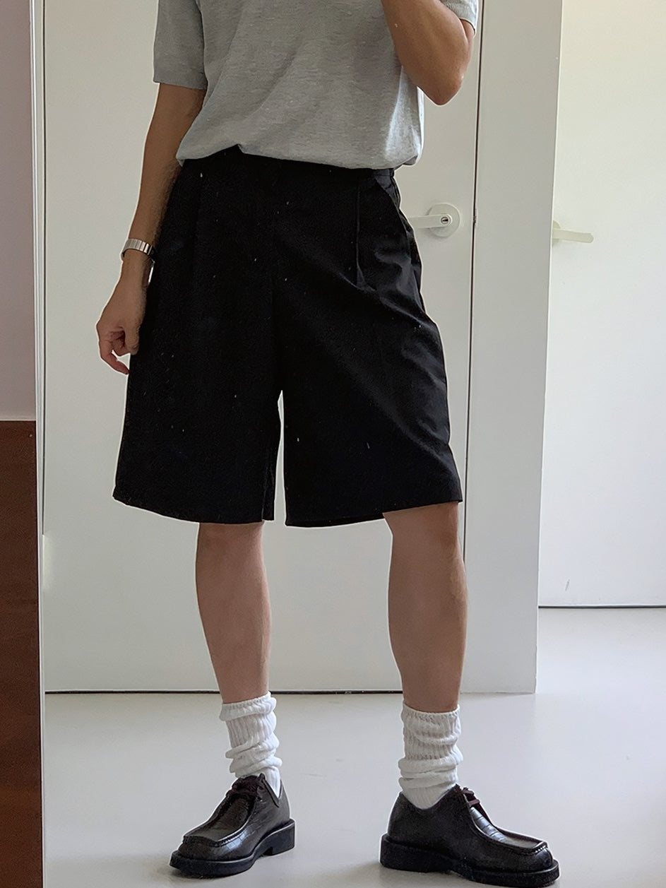 簡約 俐落 百慕達 半鬆緊 西裝 短褲 / 2色【部分現貨】