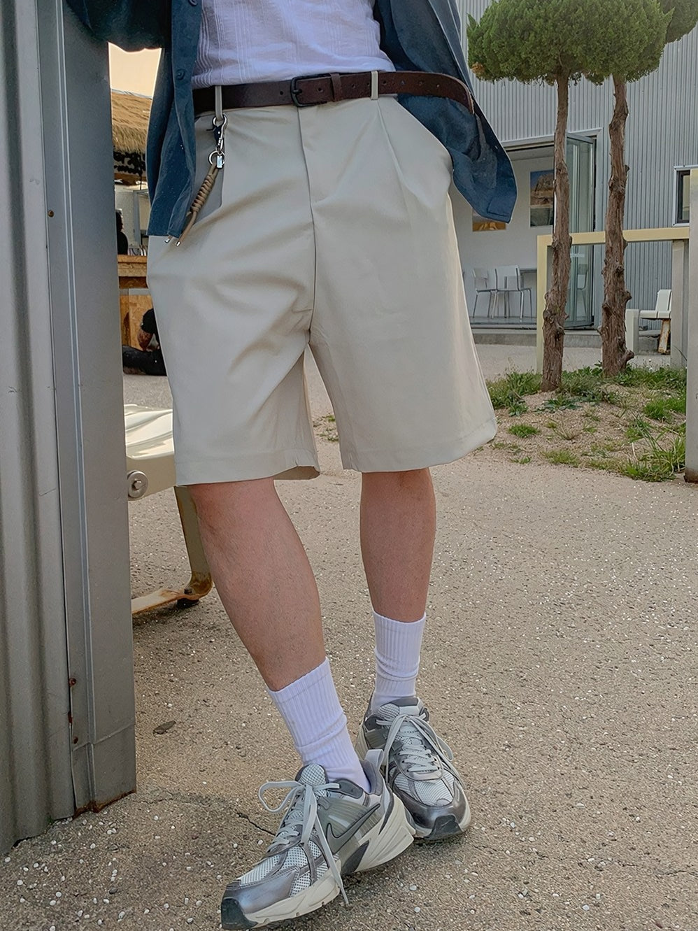 簡約 俐落 百慕達 半鬆緊 西裝 短褲 / 2色【部分現貨】