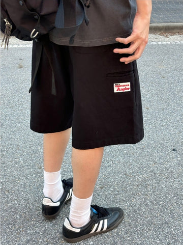 簡約 百搭 電繡 小標 百慕達 短褲 / 4色【部分現貨】