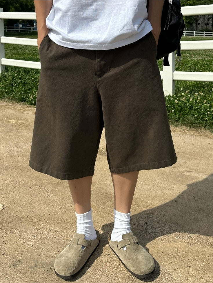 簡約 百搭 電繡 小標 百慕達 短褲 / 4色【部分現貨】