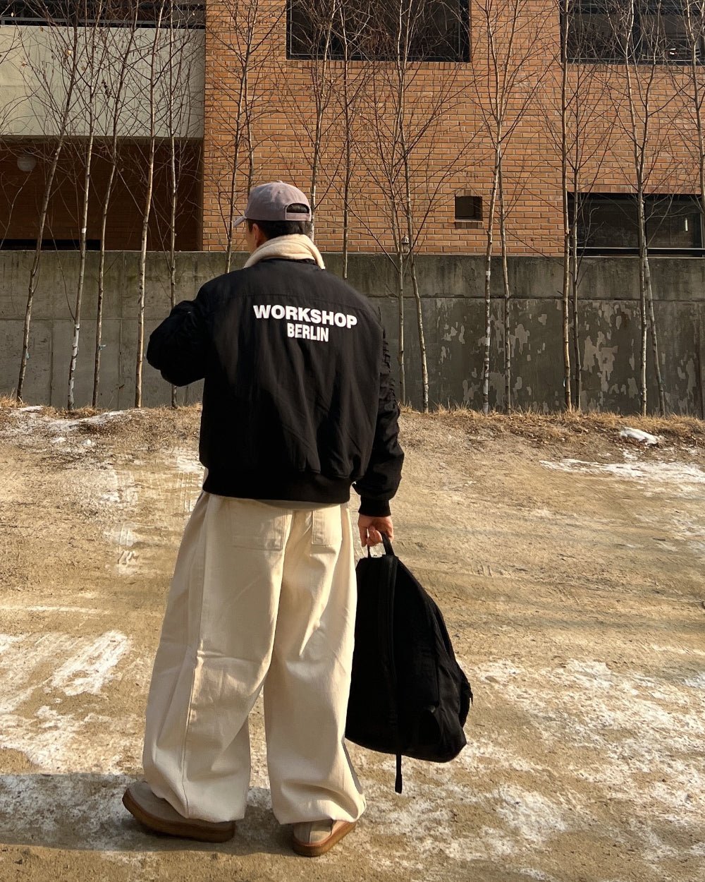 Berlin 摺皺設計 MA - 1 羽絨 飛行外套 / 2色 - WHATEVER STUDIO