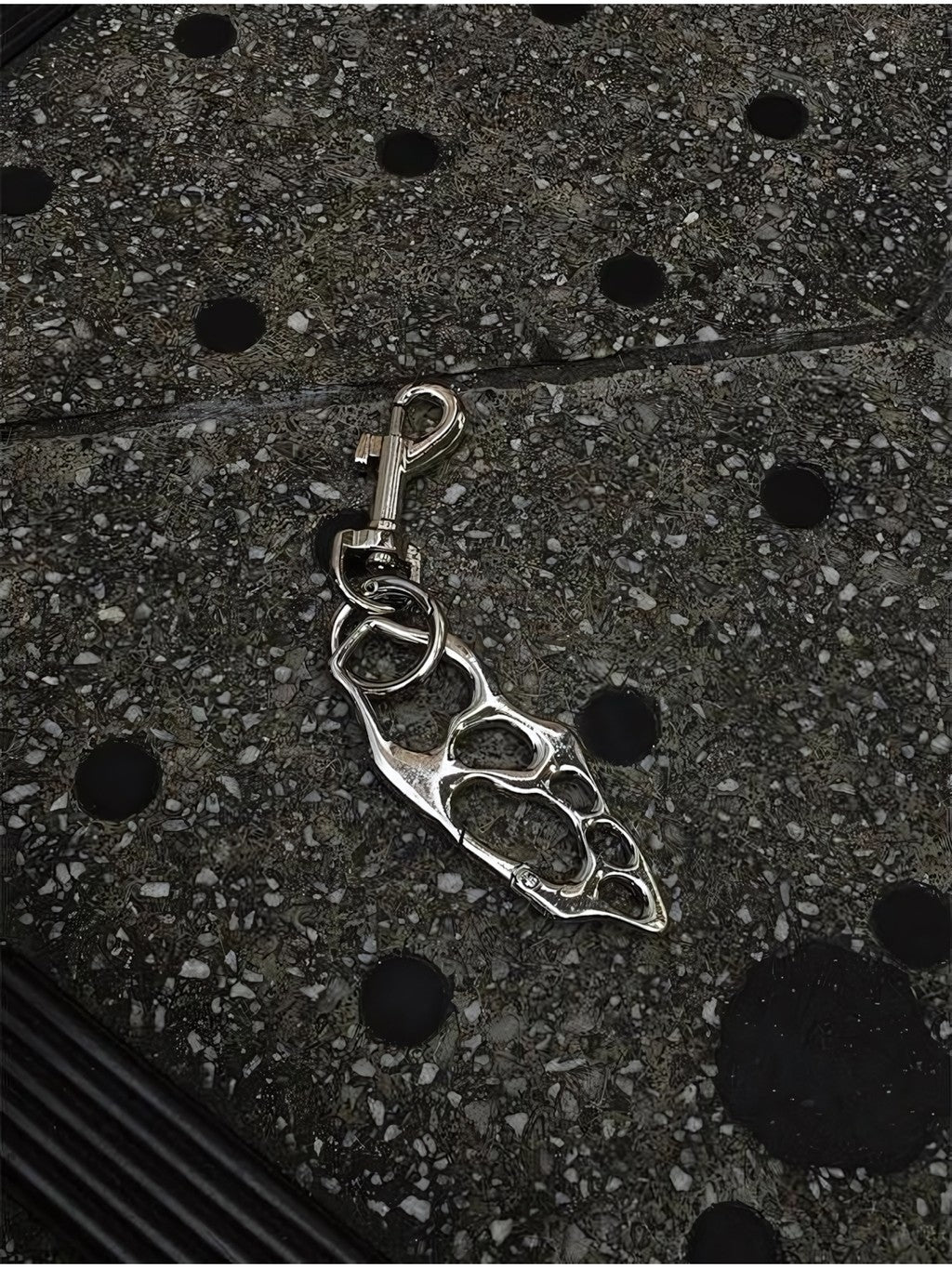 Hollow Skeleton Metal Keychain - WHATEVER