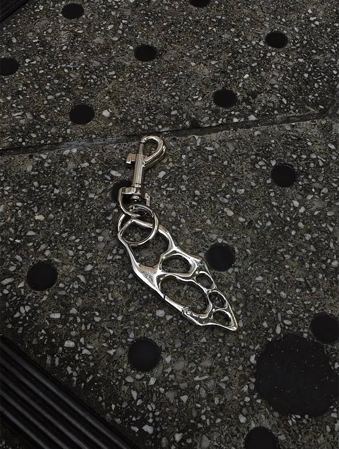 Hollow Skeleton Metal Keychain - WHATEVER