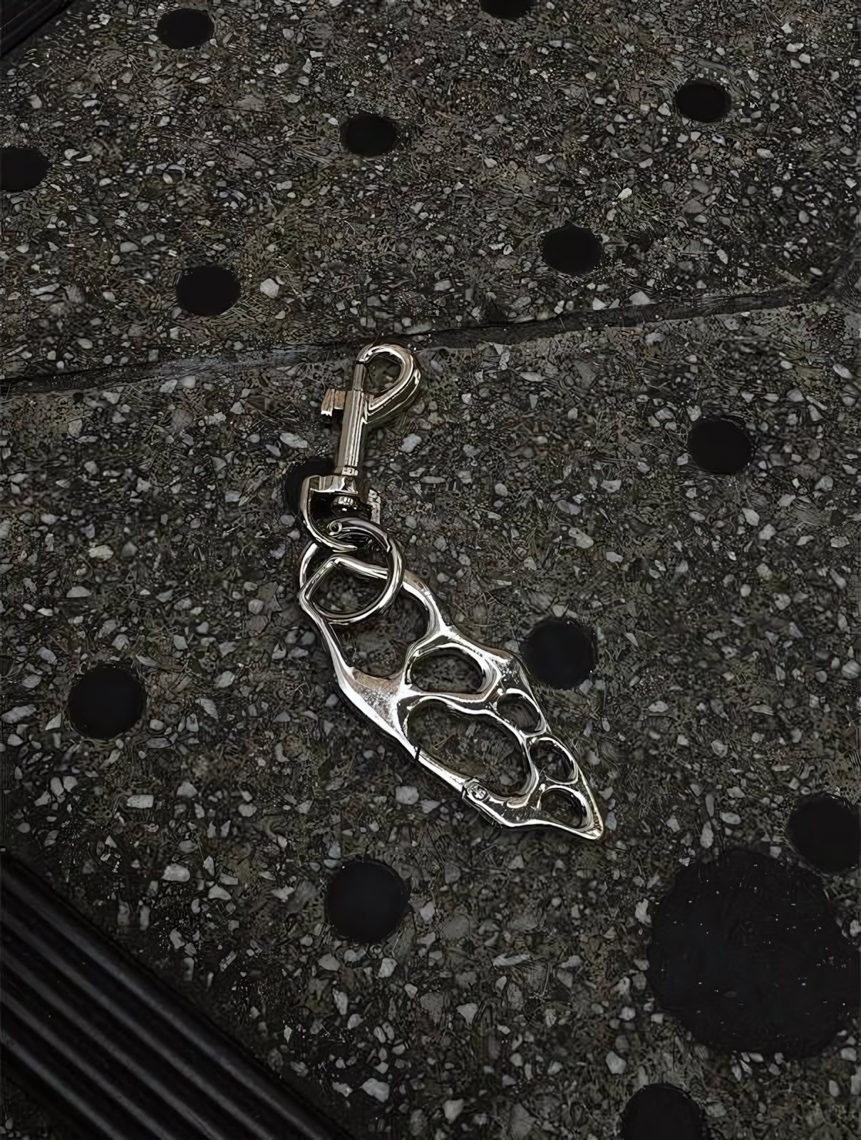 Hollow Skeleton Metal Keychain - WHATEVER