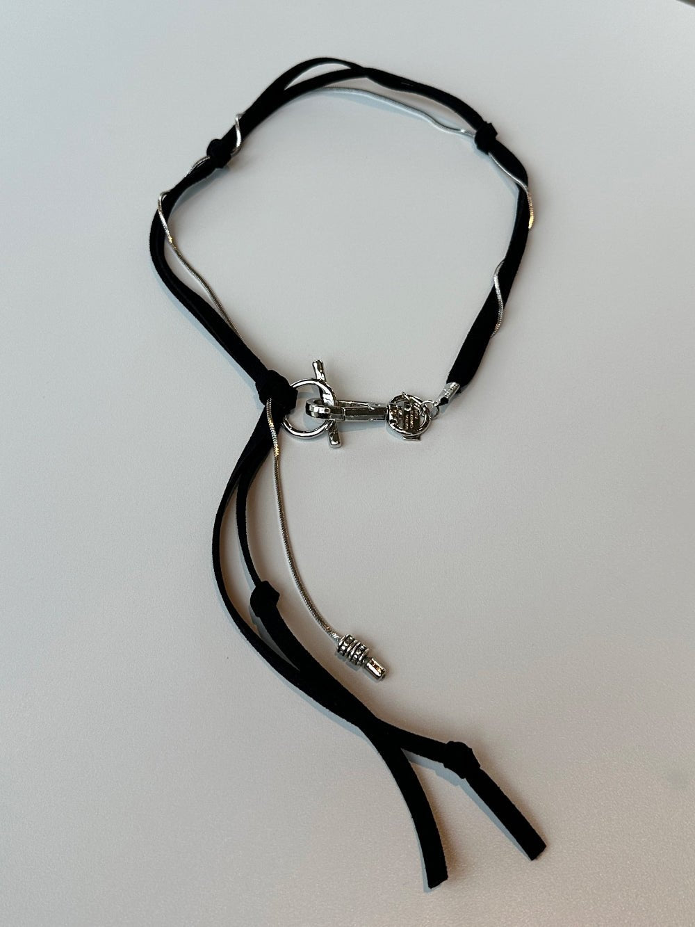 Minimalist Twine Circle Necklace - WHATEVER