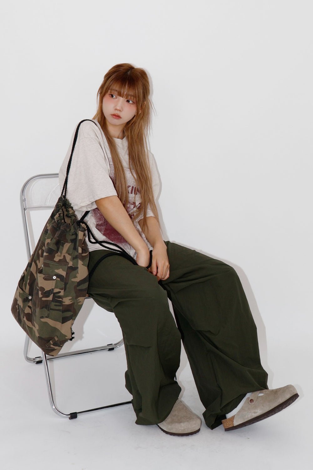 迷彩束口後背包 - WHATEVER